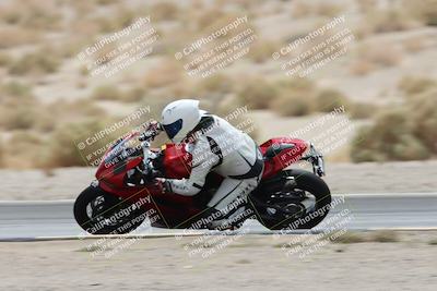 media/May-05-2025-Moto Forza (Mon) [[3c1838c5e5]]/2-B Group/Session 3 (Panning Test Turn 14 Inside)/